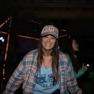 Meet your Posher, Anna lacy